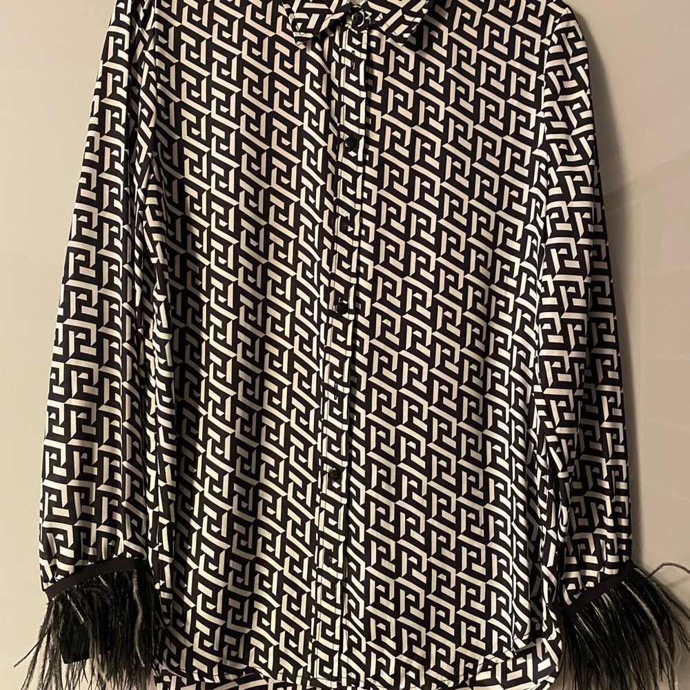 Black and White Geometric Patterned Shirt with Feather Cuff